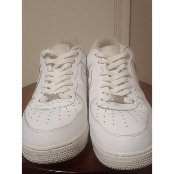 2022 NIKE AIR FORCE 1 '07 LOW TRIPLE WHITE LEATHER CW2288-111 11.5 - Picture 6 of 15